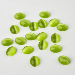 Cabochon Occhi di Gatto Ovale Verde Chiaro 9x5mm per bigiotteria e gioielli fai da te