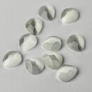 Cabochon Occhi di Gatto Goccia Bianco 11x10mm per bigiotteria e gioielli fai da te