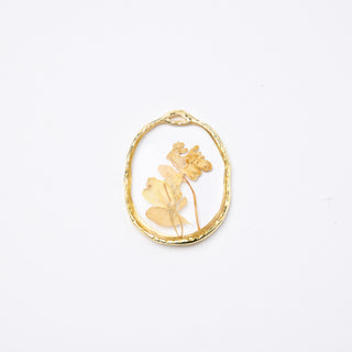 Ciondolo Piccoli Fiori Naturali Bianchi Resinati Oro Ovale 28x20mm - Artigianale