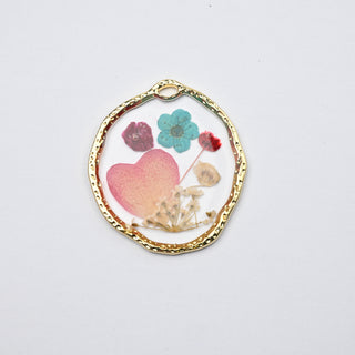 Ciondolo Fiori Naturali Colorati Resinati Cornice Lavorata Oro  Irregolare 34mm - Artigianale