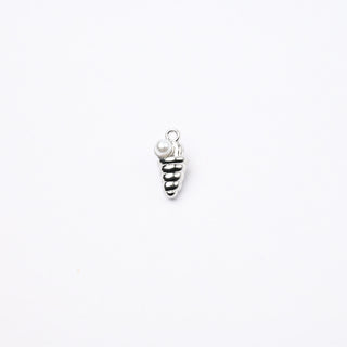 Ciondolo Petite in Ottone Conchiglia Argento con Perla 7mm