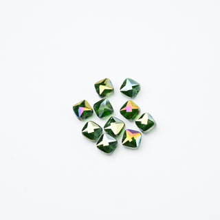 Cristalli Quadrato Verde Foresta Iridescente 6x6mm - 10 pz | Sarobidy
