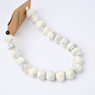 Perle in Resina Artigianali Sasso Tondo Bianco Marmorizzato Ø 15mm
