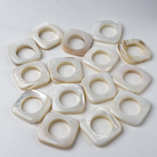 Perle in Madreperla Quadrato Naturale 24mm - 15 pz